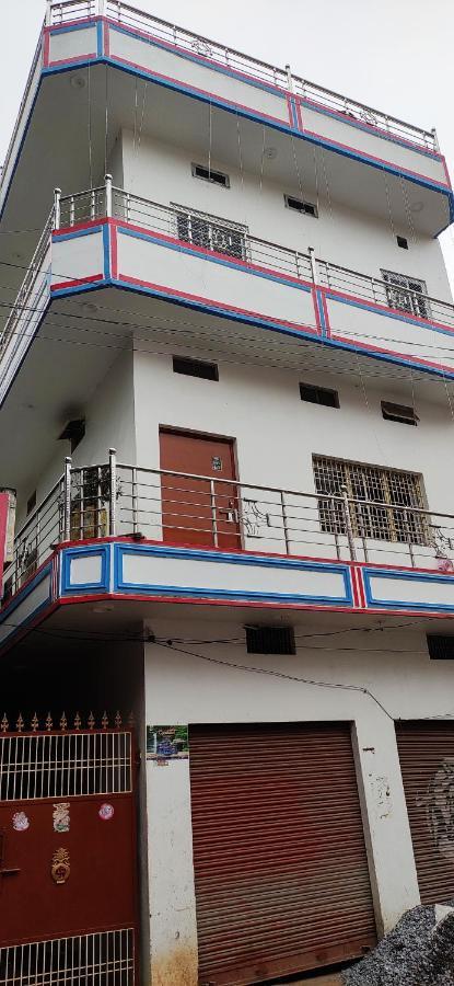 Garuda Guest House Varanasi Dış mekan fotoğraf